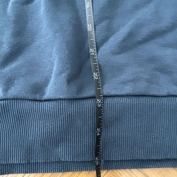 Columbia Sweatshirt Altered Graphic Pullover Black Outdoor Hiking size M Grunge - Picture 5 of 7